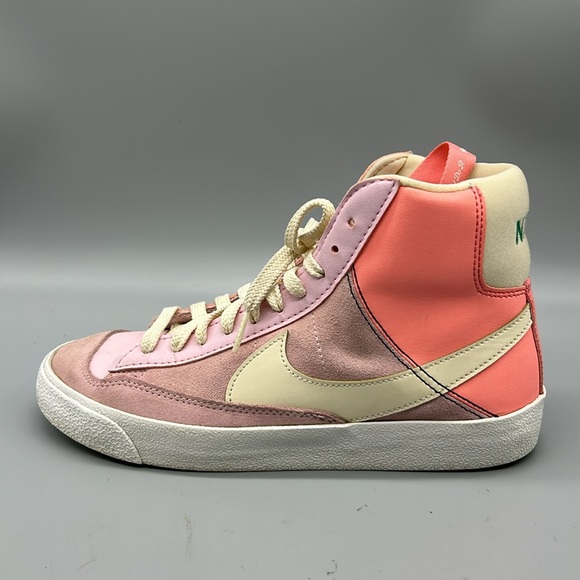 Nike Blazer Mid ‘77 SE Dance - Picture 6 of 10